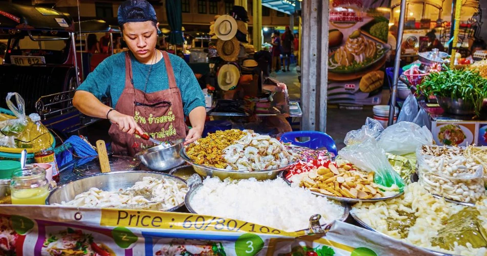 Street Food Tour: Eating Like a Local in Bangkok